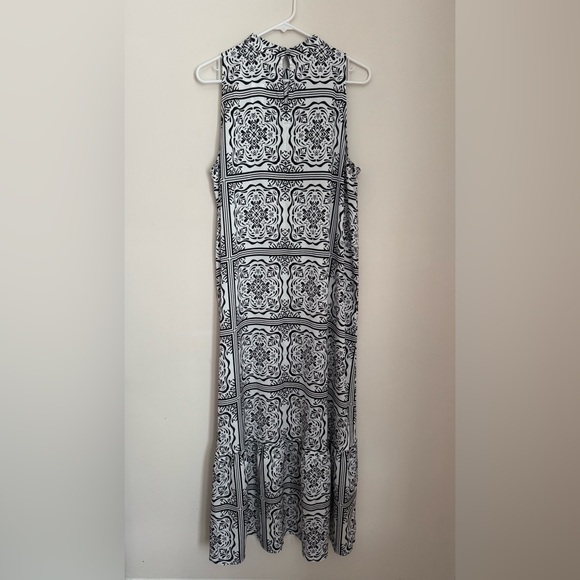 LOFT Sleeveless Tile Print Midi Dress Women’s XL NWT Black & White Ruffle Hem - Picture 4 of 12